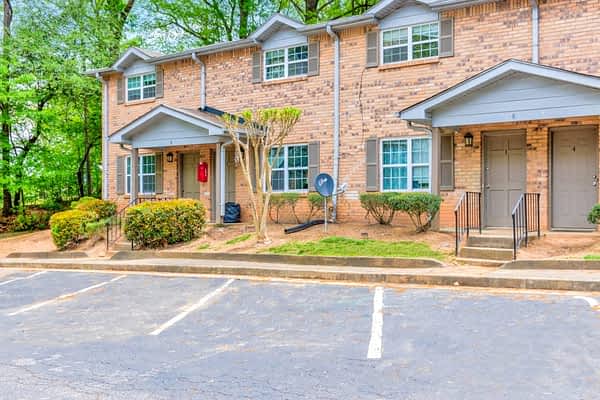 Waverly Manor Townhomes - Conventional Multifamily - Value-Add - 5830 Buford Hwy, Norcross, GA 30071