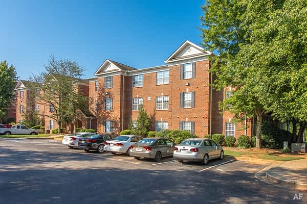 Hawks Nest at the Preserve - Student Housing/Co-Living - Stabilized - multifamily - 2745 Campus Pointe Cir, Gainesville, GA 30504